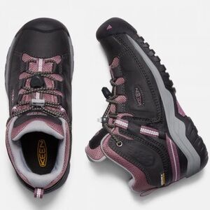 Keen Kids' Black and Pink Targhee waterproof hiking boots